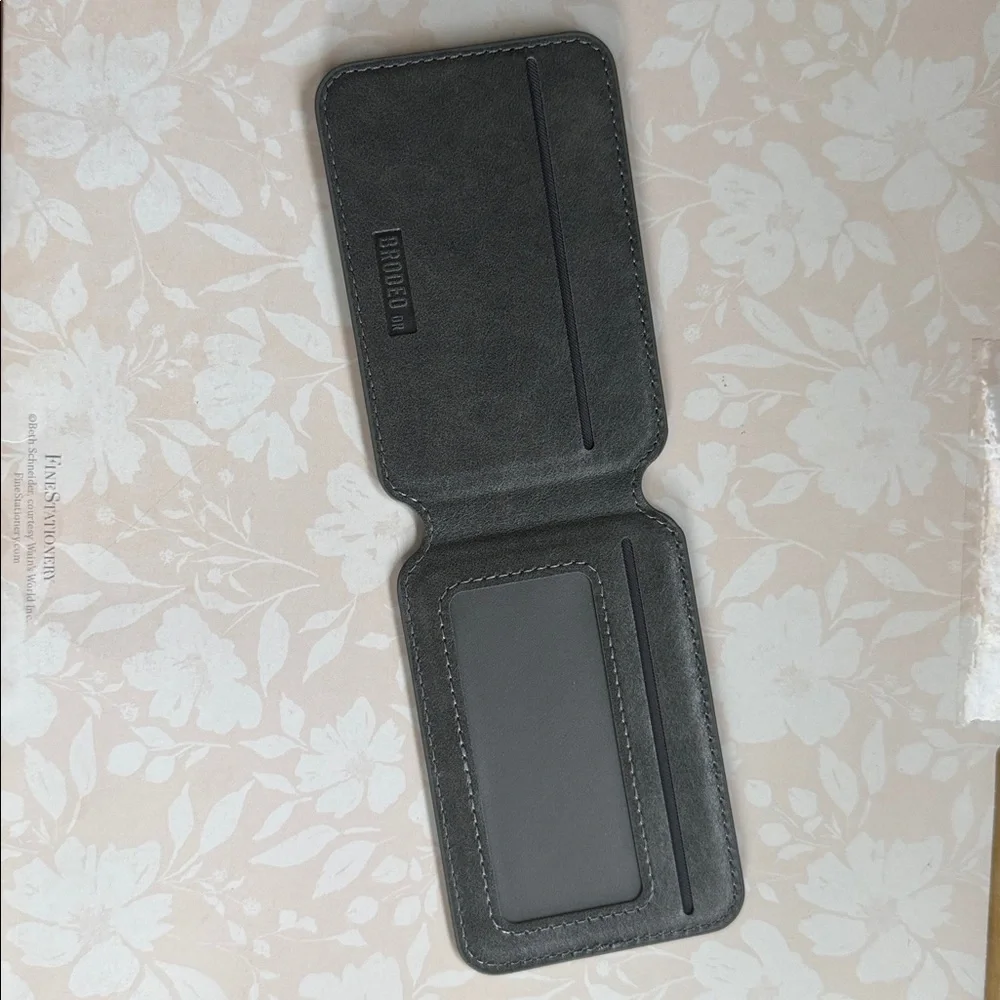 Brodio Dr Spank Bank Magnetic Phone Wallet - Grey